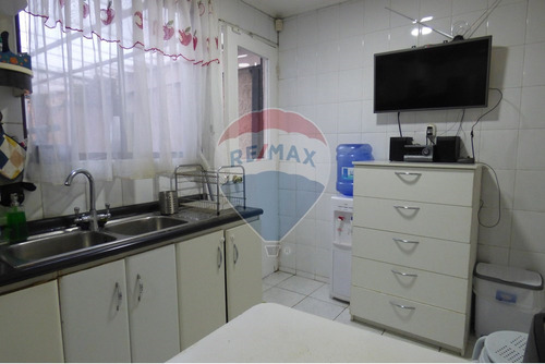 Casa 2 Pisos, Venta, 4d, 3b, 3e. Ñuñoa