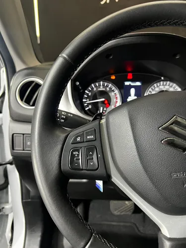 Suzuki Vitara 1.6 Live 4x2 2023