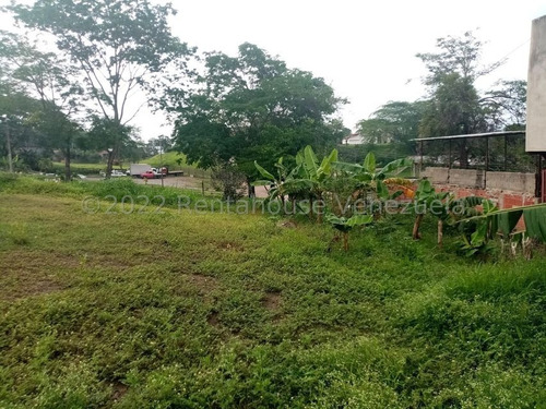Imagen 2 de 18 de Terreno En Venta En Cúa