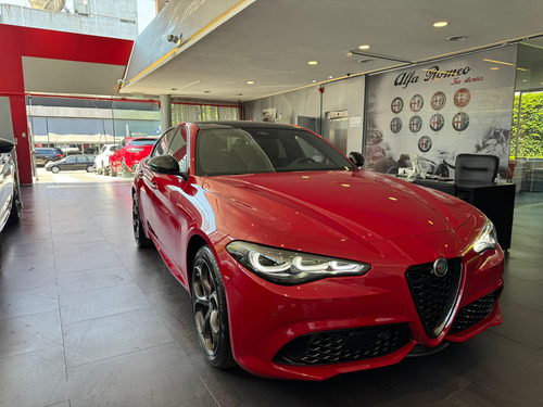 Alfa Romeo Giulia 2.0 280cv Veloce
