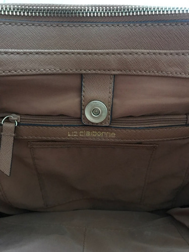 Imagen 6 de 6 de Bolsa Liz Claiborne Caml Piel Grande Amplia