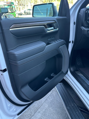 Chevrolet Cheyenne 6.2 Doble Cab High Country 4X4 At