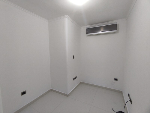 Imagen 5 de 30 de Apartamento En Maracay, La Soledad Res. Diamond Suites Ata-992 Marisol Castro 0424-4923040
