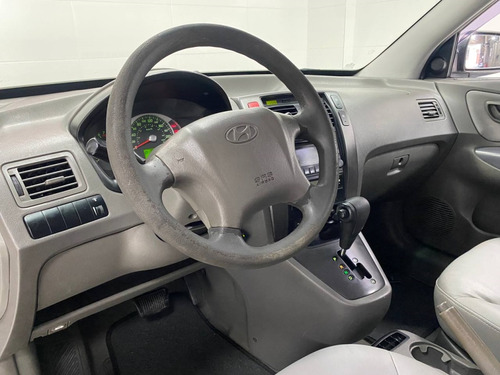 Hyundai Tucson 2.0 MPFI GLS 16V 143CV 2WD GASOLINA 4P AUTOMÁTICO