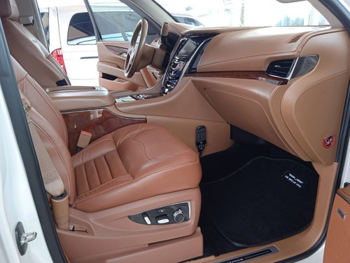 Imagen 7 de 14 de Cadillac-escalade-bellovan Crown-royale Blindada Nivel Iii P