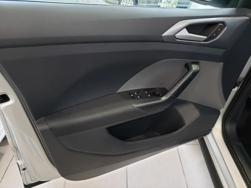 Imagen 5 de 13 de Volkswagen T-cross 1.0 Trendline Mt 5
