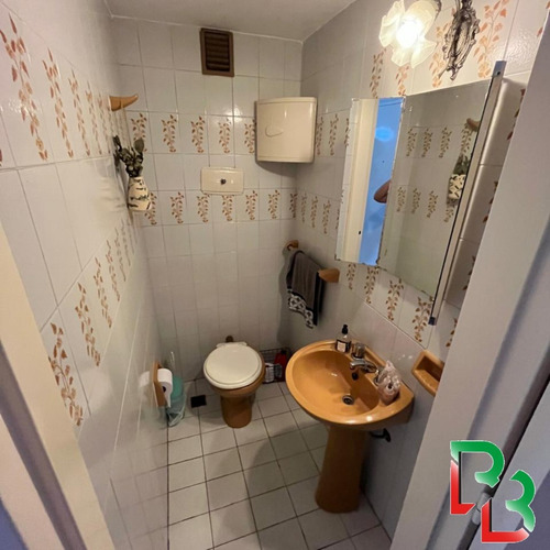 Bernal Centro - Vende Depto 3 Ambientes Con Coch Y Baulera