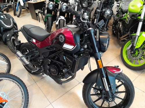 Imagen 4 de 15 de Benelli Leoncino 250cc - Usada 5527 Km! Megamoto!retira Ya!