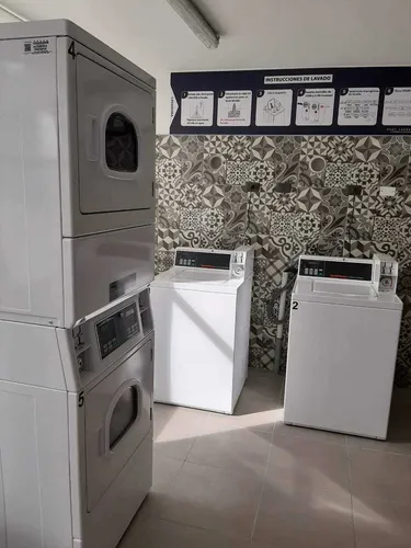Venta Amplio Departamento (82677)