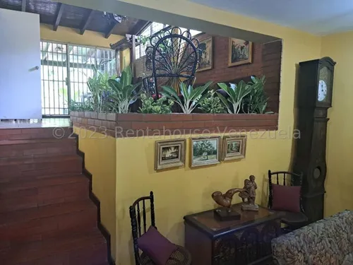 Casa En Venta El Cafetal 24-75