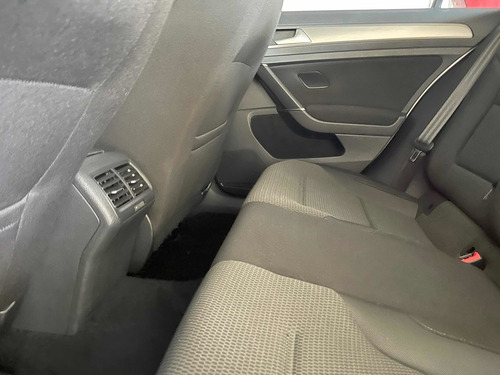 Imagen 13 de 20 de Volkswagen Golf 2016 1.6 Trendline