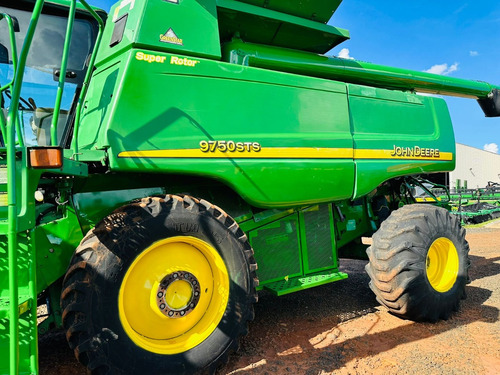 Colheitadeira John Deere Sts 9750 Ano 2010