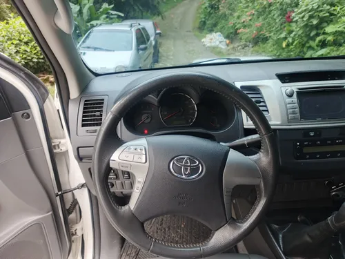 Toyota Hilux 3.0 Srv