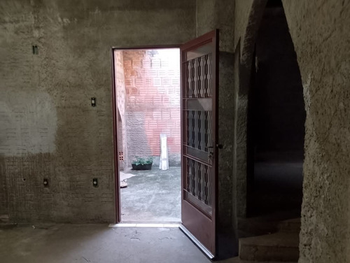 Barracão Comercial Com Casa Nos Fundos