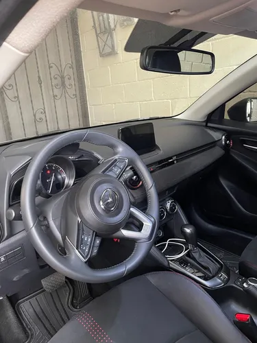 Mazda 2 Grand Touring Lx Carbon Edition