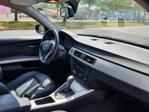 Imagem 6 de 7 de Bmw 320i 2012