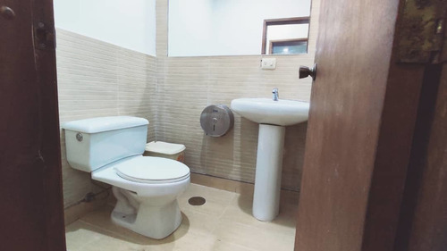 Imagen 16 de 19 de Venta Edificio Barrio Obrero, San Cristóbal