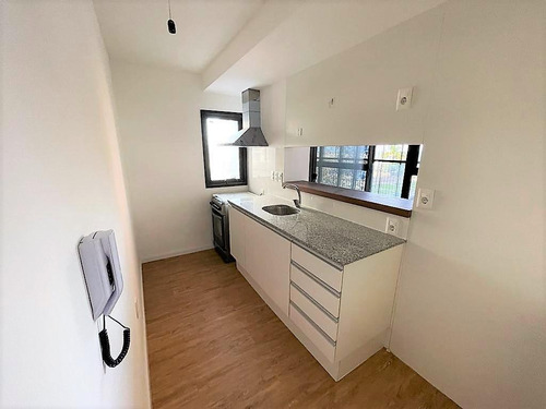 Apartamento A Estrenar Diseñado Por Carlos Ott