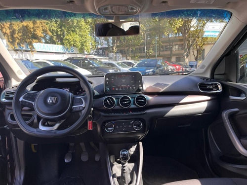 Fiat Cronos 1.8 16v Precision