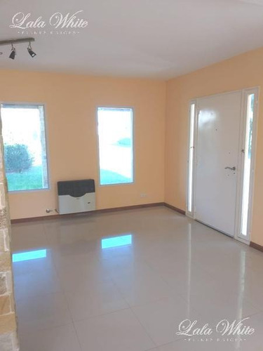 Imagen 5 de 22 de Venta - Casa En Malibú