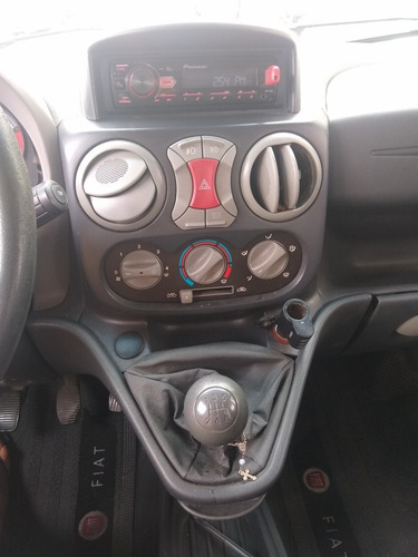 Fiat Doblo 2012 1.8 16v Adventure Flex 5p