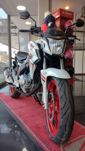 Imagen 3 de 16 de Honda Cb 250 Twister 2023 Honda Redbikes