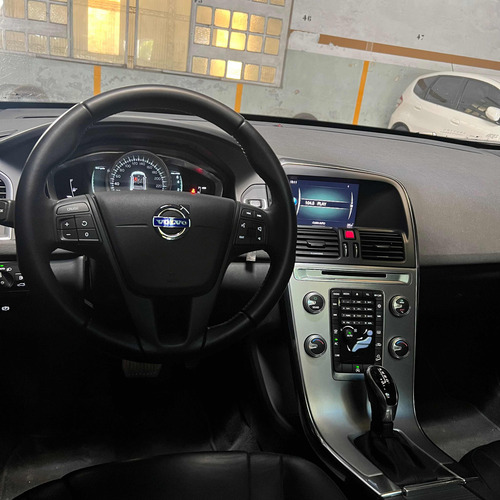 Volvo XC60 2.5 T5 Momentum