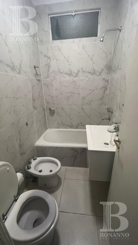 Departamento Dos Amb En Alquiler En Balvanera