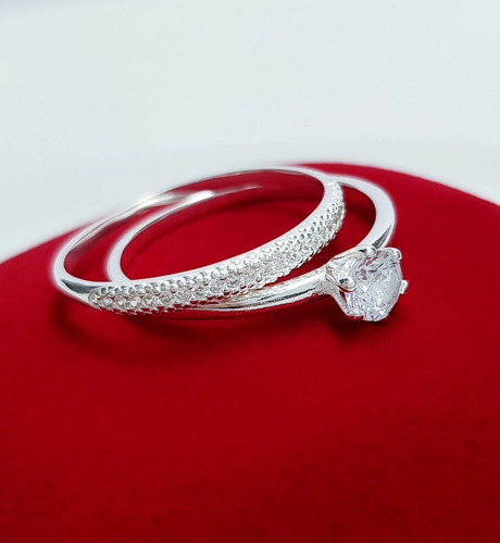 Imagem 5 de 7 de Anel Solitário Feminino Zirconia Brilhante Prata De Lei 925