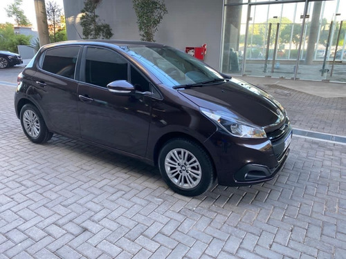 Peugeot 208 Allure