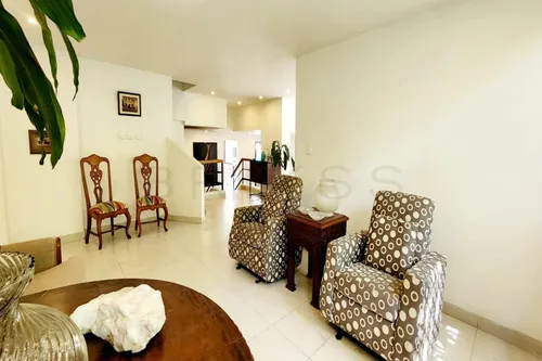 Apartamento En Venta En El Poblado. Cod V501304