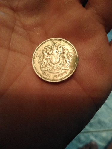 Imagen 1 de 5 de Moneda Antigua De Reino Unido De 1983 One Pound