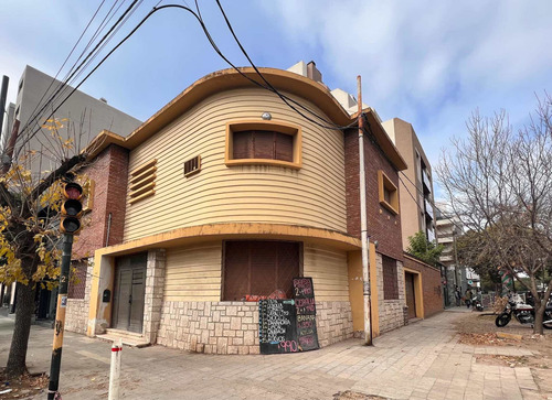 Imagen 5 de 5 de Casa Esquina Barrio G. Paz. -- Av. 24 De Septiembre