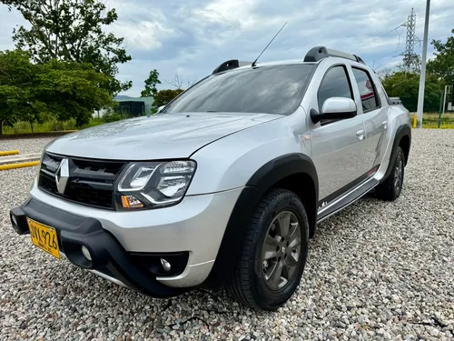 Renault Duster Oroch 2.0 Intens 4X4