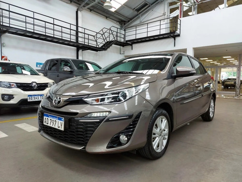 Toyota Yaris 1.5 107cv Xls Pack 5 P M.a