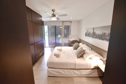 Imagen 5 de 14 de Dueño - Casa De Diseño En Inmejorable Ubicación