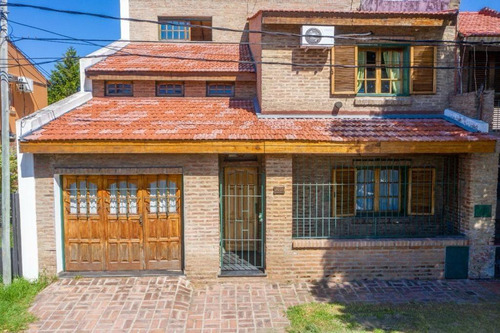 Dúplex En Venta En La Plata, 3 Dormitorios