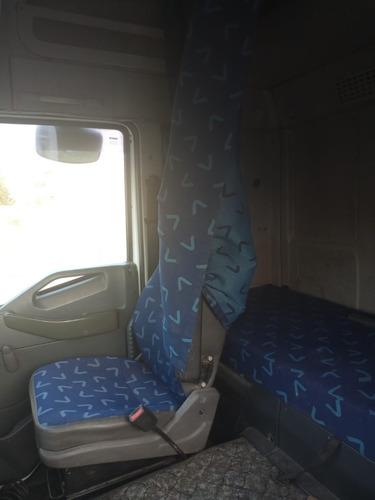 Camion Iveco Cursor 330 Año 2013. Excelente Estado