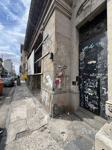 Local Comercial Centro Grande A Reciclar Frente