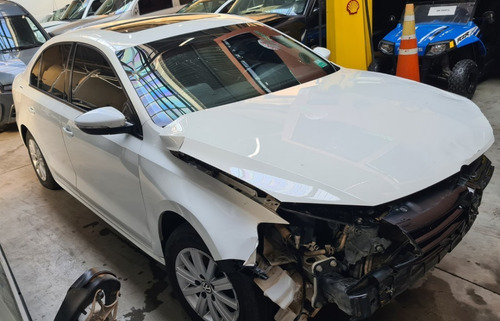 Imagen 3 de 9 de Volkswagen Vento 2.0