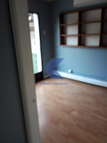 Casa Pareada En Venta De 4 Dorm, 2 Baños, Muy Amplia Ñuñoa