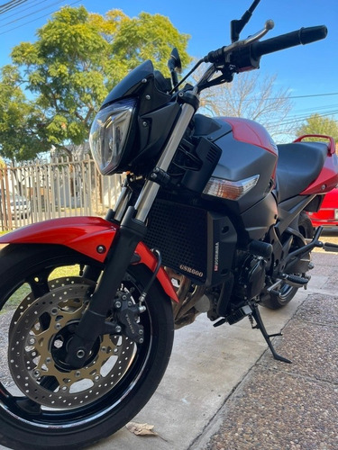 Imagen 6 de 11 de Suzuki Gsr 600