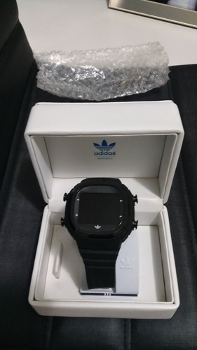 Relógio adidas Originals Estado De Zero Com Caixa Especial