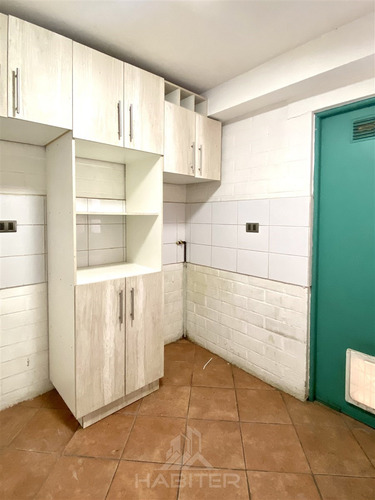 Amplia Casa En Venta De 4 Dorm. En Curicó