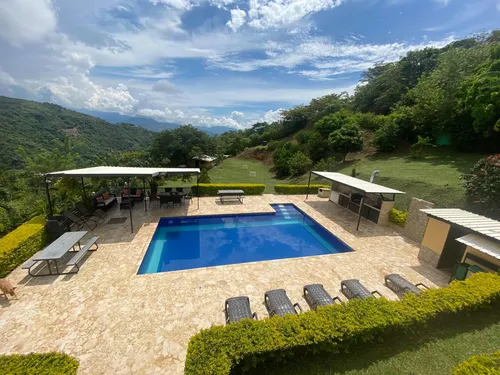Venta De Hermosa Finca Sopetran Amoblada