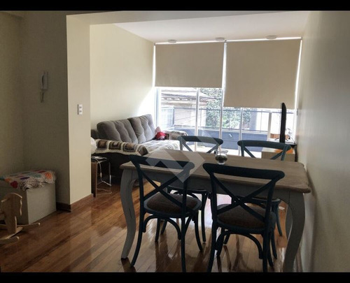 Departamento En Venta De 2 Dorm. En Valparaíso