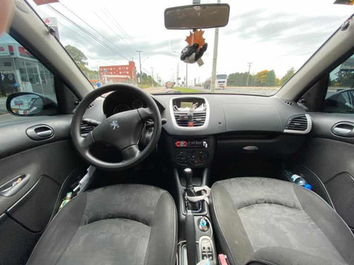 Imagem 2 de 15 de Peugeot 207 2011 1.4 Xr Flex 5p