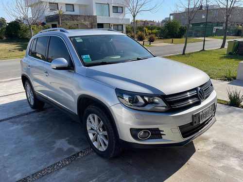 Imagen 3 de 17 de Volkswagen Tiguan 2012 2.0 Premium I 140cv Tiptronic