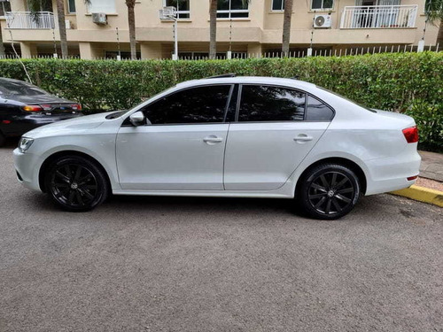 Imagem 3 de 15 de Vw - Jetta 2.0 Comfortline - 2014 Ún. Dono E Placa I