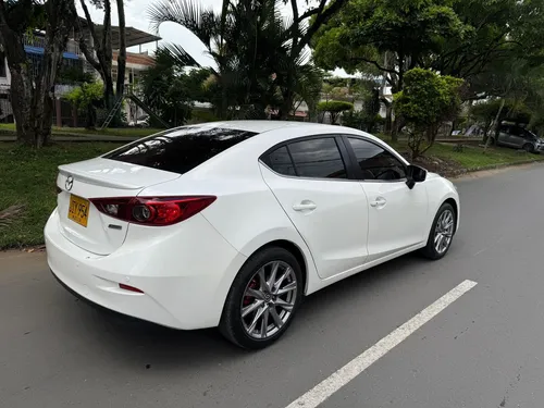 Mazda 3 2.0 Grand Touring
